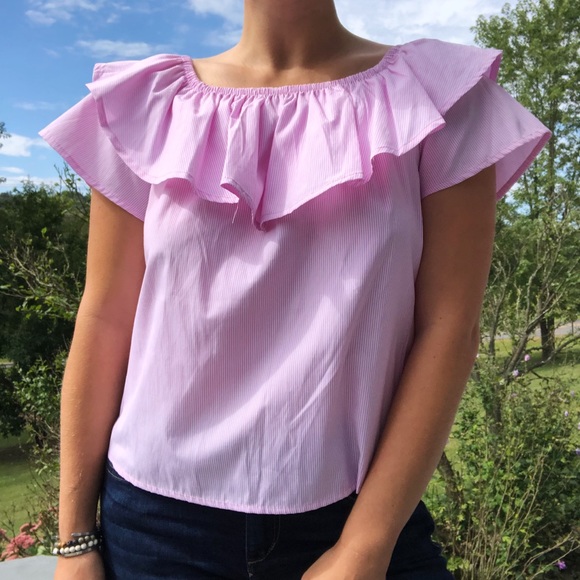 Spring-Inspired Ruffle Blouse - Picture 2 of 3